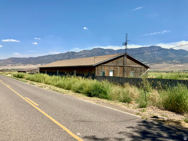 630 North Main Street Monroe, UT 84754 - Photo 63 of 63 View of mountain background