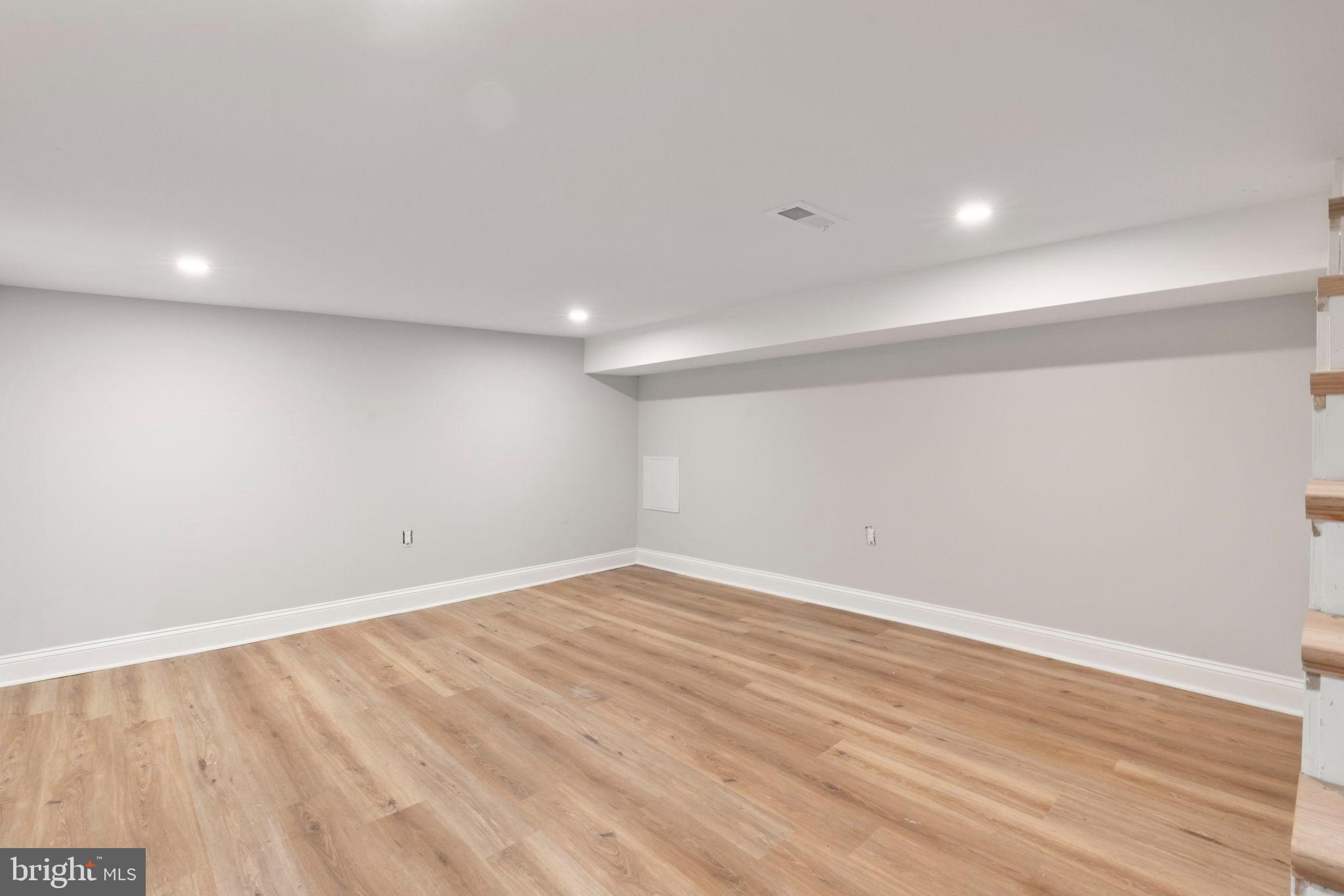 3464 Division Street Philadelphia, PA 19129 - Photo 25 of 40 wooden floor in a room