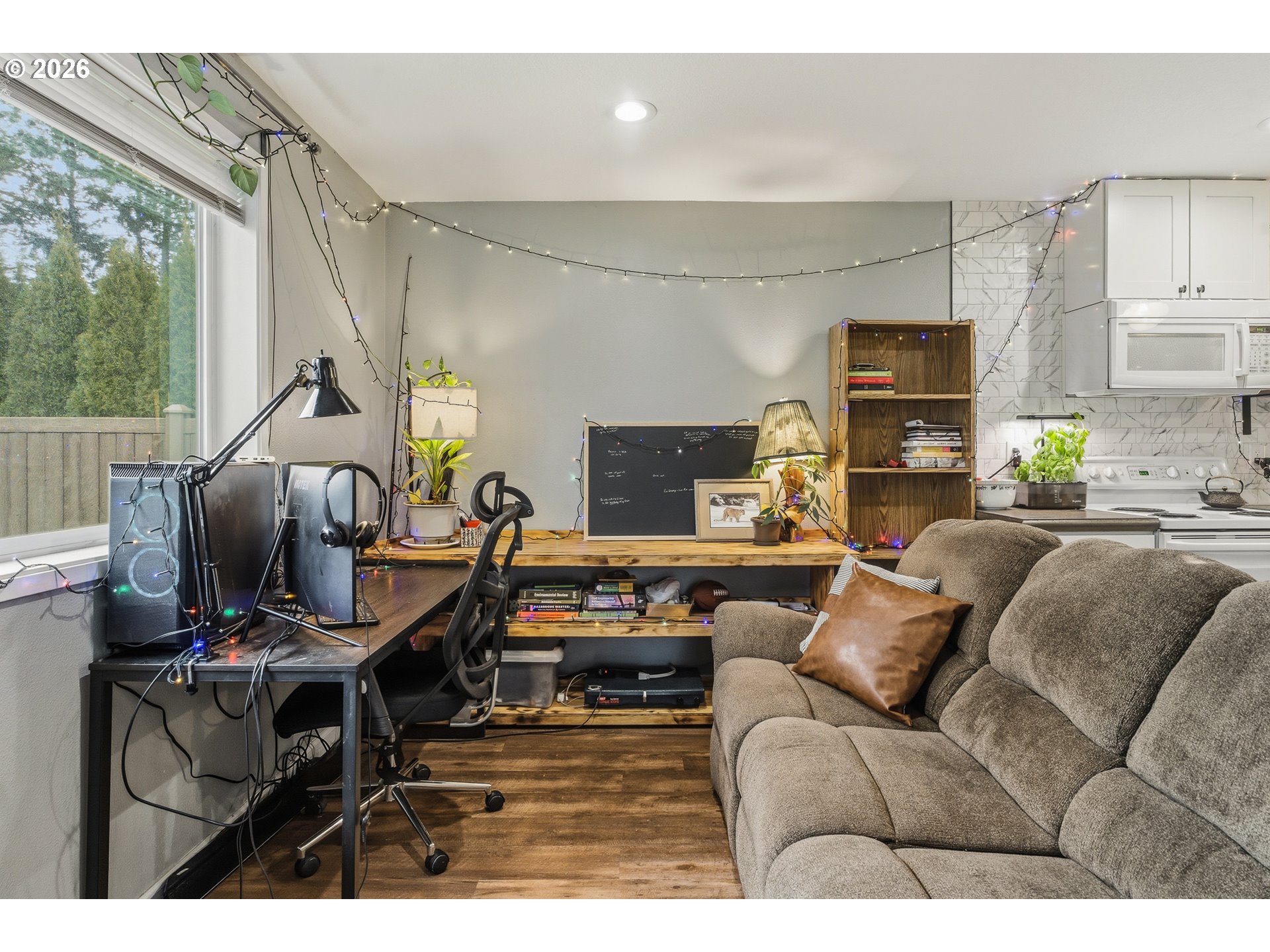 11937 Northeast Holladay Street Portland, OR 97220 - Photo 8 of 23