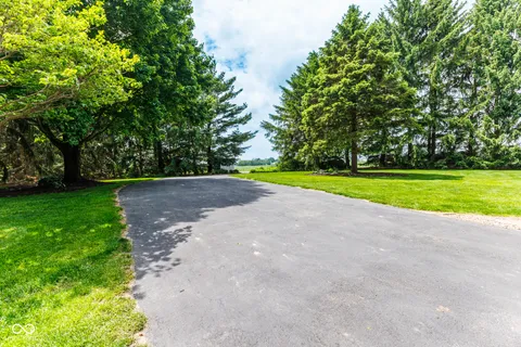 $618,000 | 3558 East 246th Street, Cicero, IN 46034