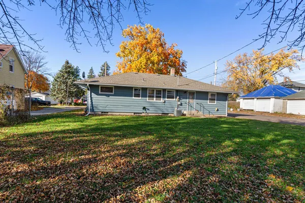 $169,900 | 1043 Chase Avenue, Gibbon, MN 55335