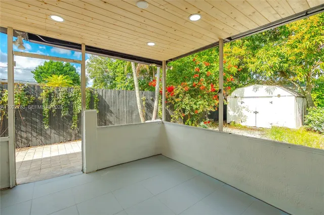 $539,900 | 6321 Farragut Street, Hollywood, FL 33024