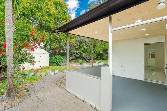 $539,900 | 6321 Farragut Street, Hollywood, FL 33024