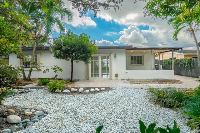 $539,900 | 6321 Farragut Street, Hollywood, FL 33024