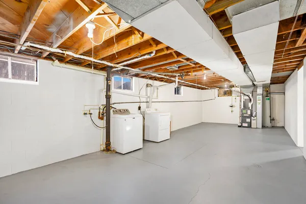 $255,000 | 202 Moccasin Street, Buchanan, MI 49107