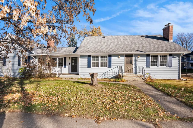 $287,000 | 202 Moccasin Street, Buchanan, MI 49107