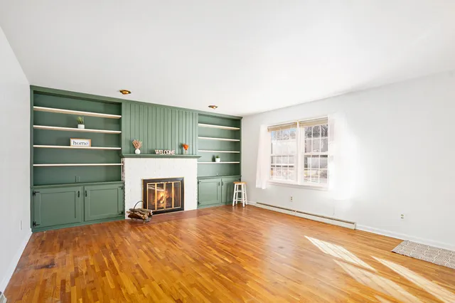 $287,000 | 202 Moccasin Street, Buchanan, MI 49107