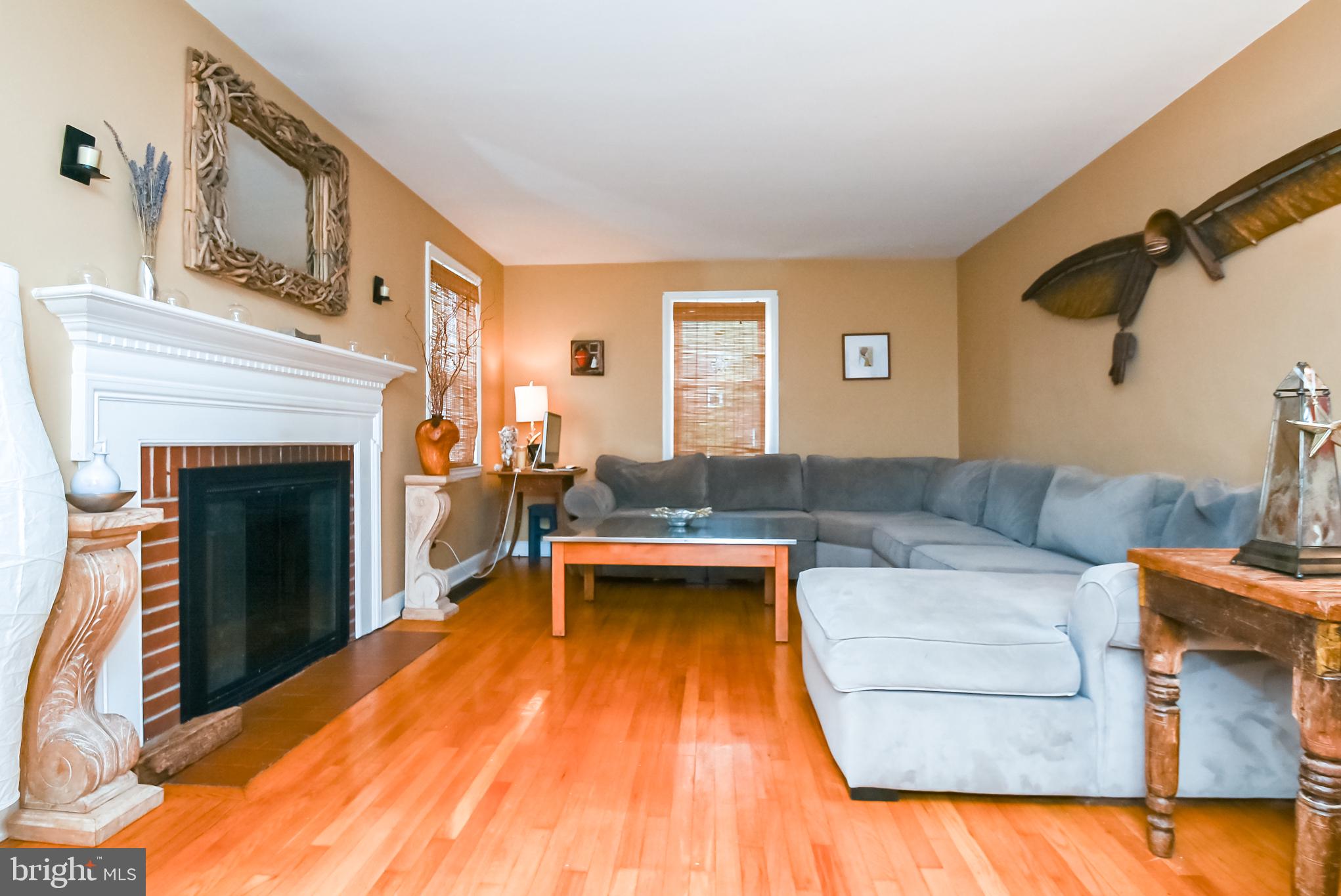 12 Drexel Road Claymont, DE 19703 - Photo 10 of 35 Living Room