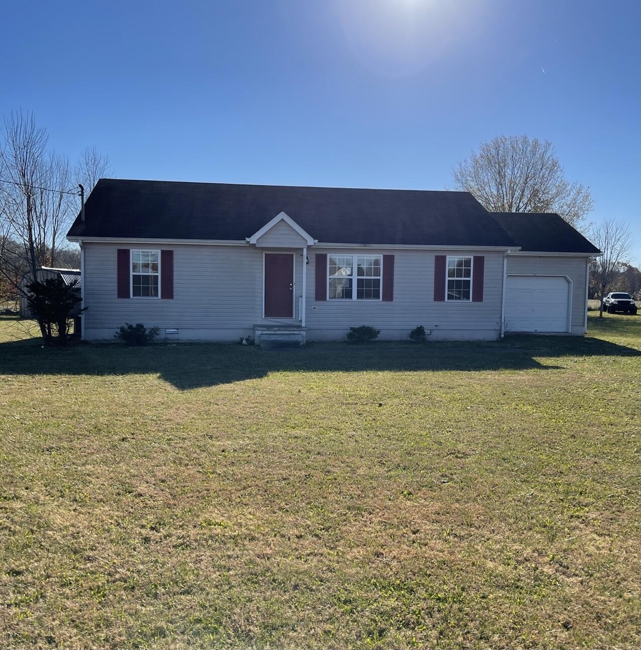 819 6 Mile Board Road Belvidere, TN 37306 - Photo 1 of 11 733DF77C-B868-42B0-BAC5-DE1D7135B5C2