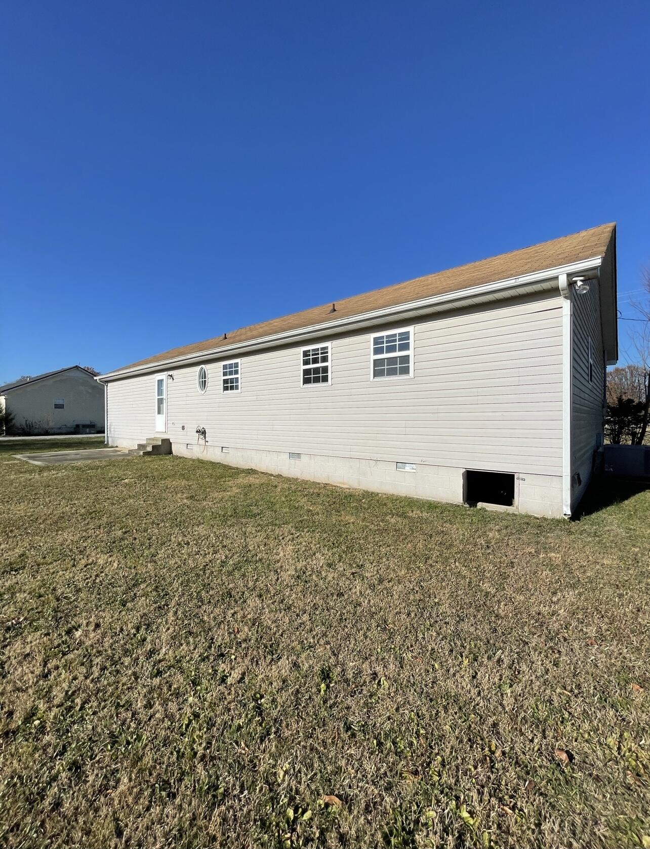 819 6 Mile Board Road Belvidere, TN 37306 - Photo 2 of 11 0D80A289-70CF-4E66-9CB6-82C7F01D37FC