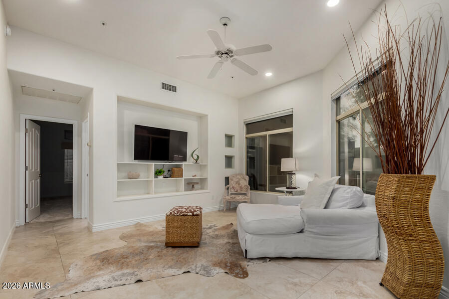 6711 East Camelback Road, Unit 31 Scottsdale, AZ 85251 - Photo 9 of 42 9