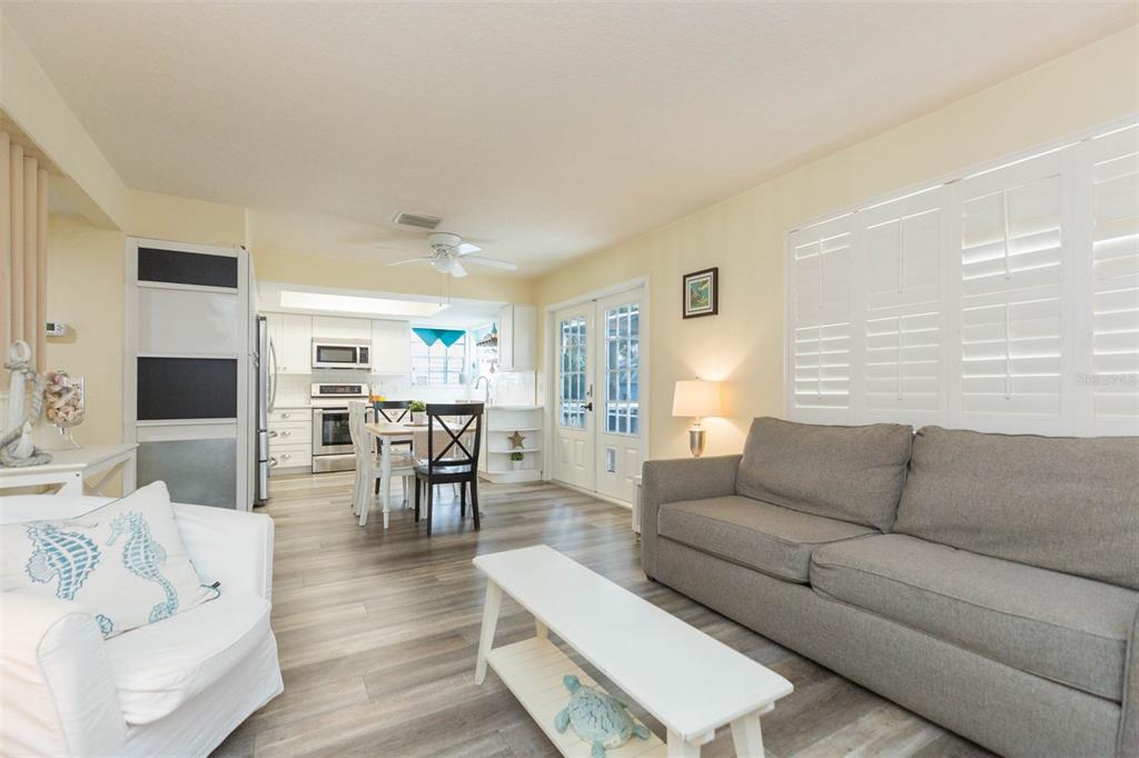 4210 West Roland Street Tampa, FL 33609 - Photo 12 of 49