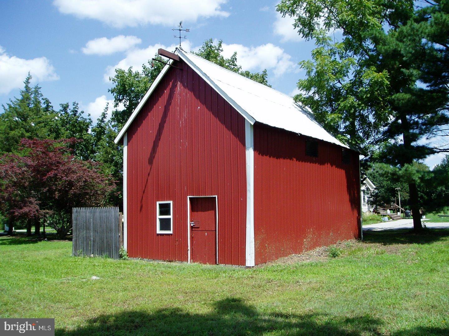 259 Cedar Swamp Road Swedesboro, NJ 08085 - Photo 24 of 25 Barn