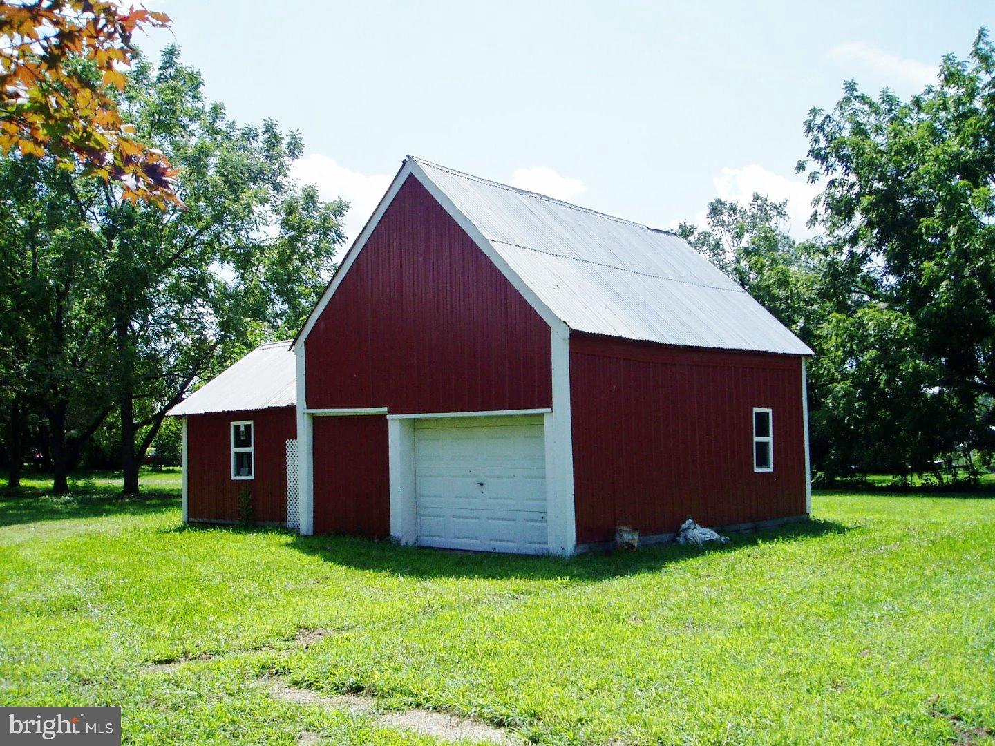 259 Cedar Swamp Road Swedesboro, NJ 08085 - Photo 25 of 25 Garage
