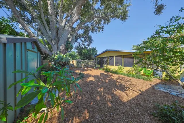 $489,000 | 8012 26th Avenue North, St. Petersburg, FL 33710