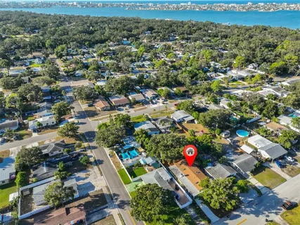 $489,000 | 8012 26th Avenue North, St. Petersburg, FL 33710