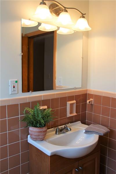 128 Washington Road Forest Hills, PA 15221 - Photo 12 of 25 Gallery Image 12