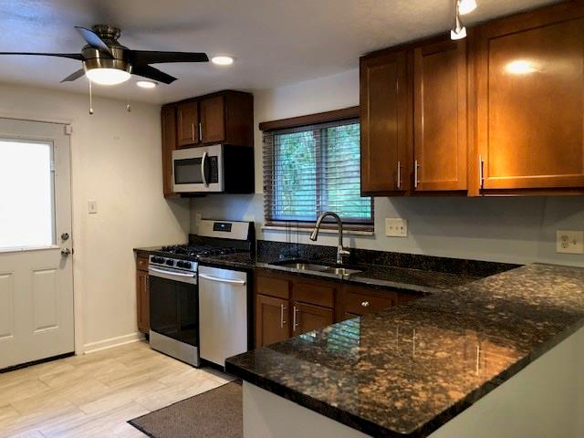 128 Washington Road Forest Hills, PA 15221 - Photo 3 of 25 Gallery Image 3