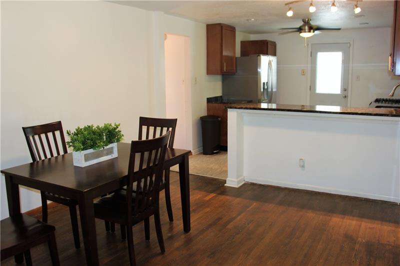 128 Washington Road Forest Hills, PA 15221 - Photo 7 of 25 Gallery Image 7