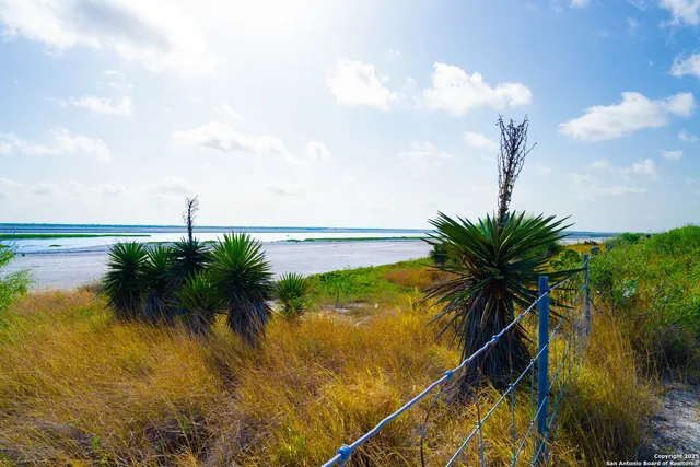 $2,728,800 | 1118 County Road 2220E, Kingsville, TX 78363