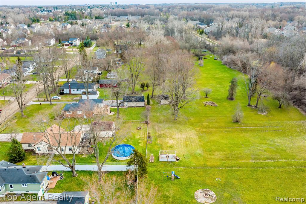 3302 Grant Road Rochester Hills, MI 48309 - Photo 33 of 40