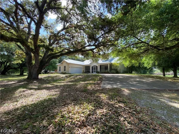 $625,000 | 20100 Langford Road, Alva, FL 33920