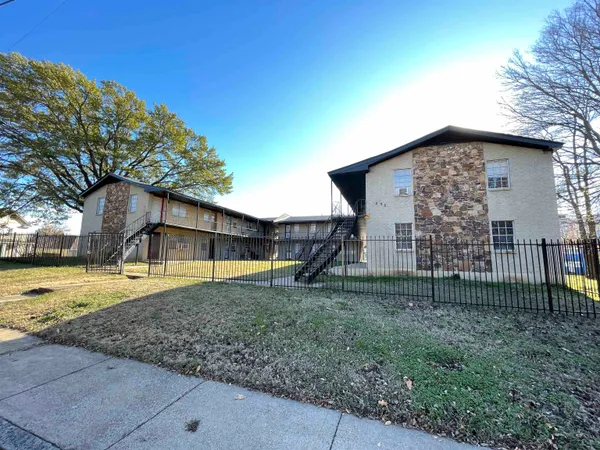 $1,199,000 | 325 Greenlaw Avenue, Memphis, TN 38105