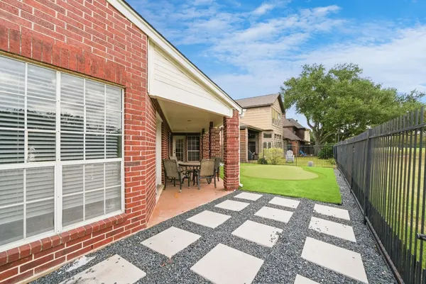 $285,000 | 14519 Sandalfoot Street, Houston, TX 77095
