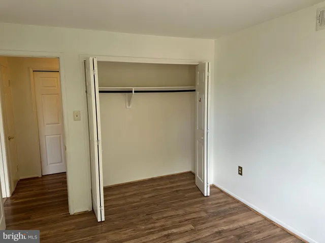 $152,000 | 1806 Metzerott Road, Unit 505, Adelphi, MD 20783
