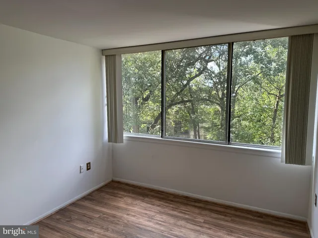 $152,000 | 1806 Metzerott Road, Unit 505, Adelphi, MD 20783