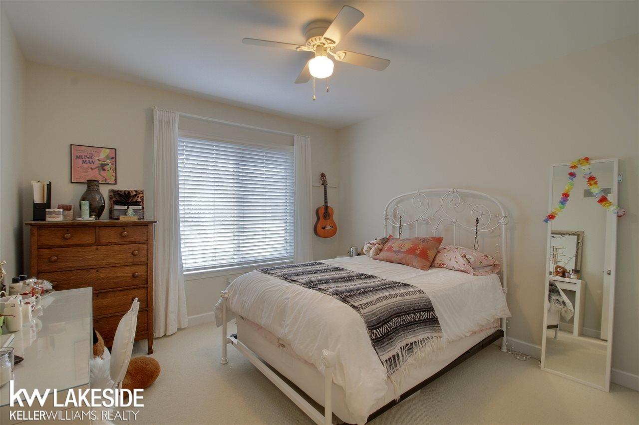49212 Monte Road New Baltimore, MI 48047 - Photo 16 of 31 31380624-15.JPG