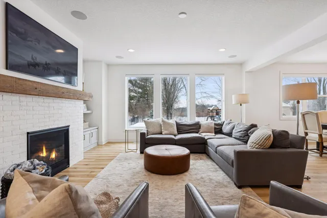 $799,000 | 4887 Sonoma Court, Woodbury, MN 55129