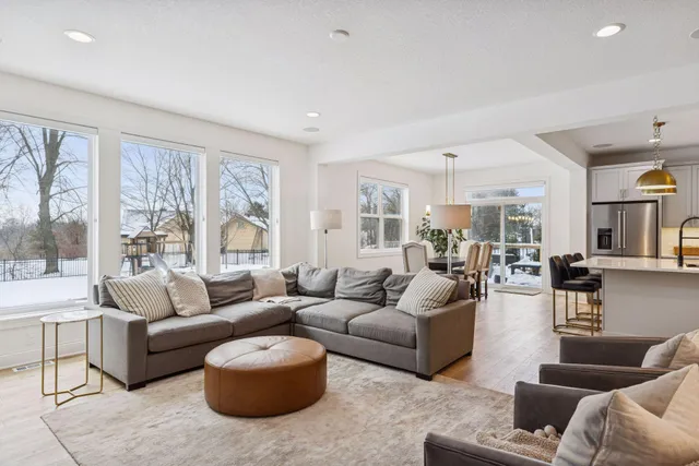 $799,000 | 4887 Sonoma Court, Woodbury, MN 55129