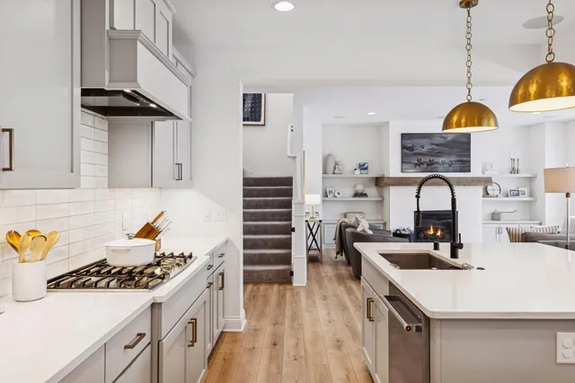 $799,000 | 4887 Sonoma Court, Woodbury, MN 55129