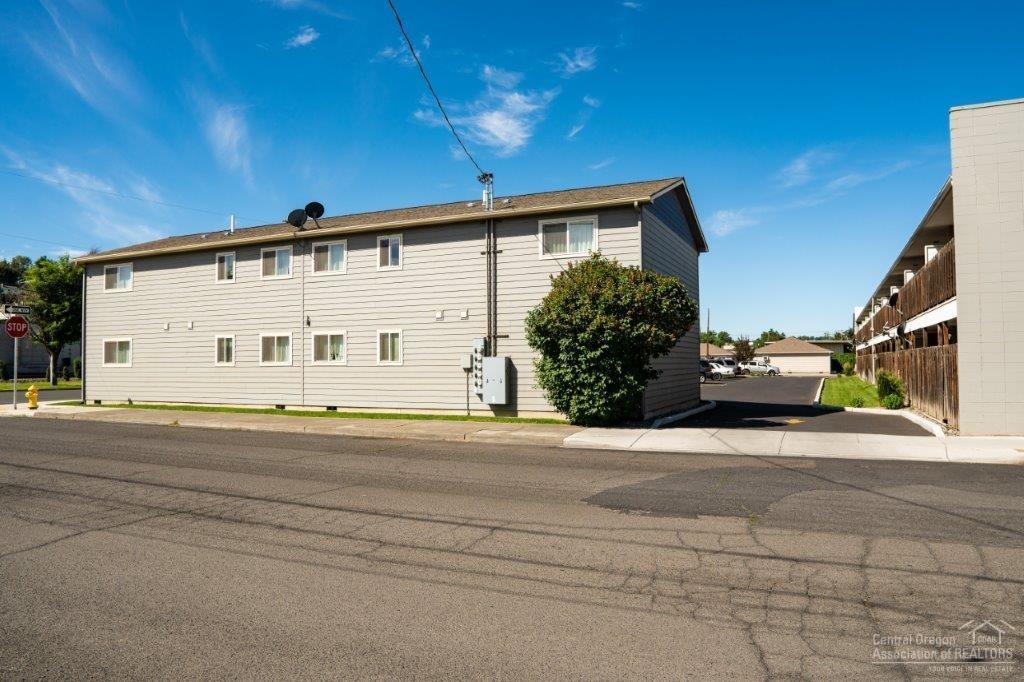434 Southwest 5th Street Pendleton, OR 97801 - Photo 7 of 24 Additional Photo