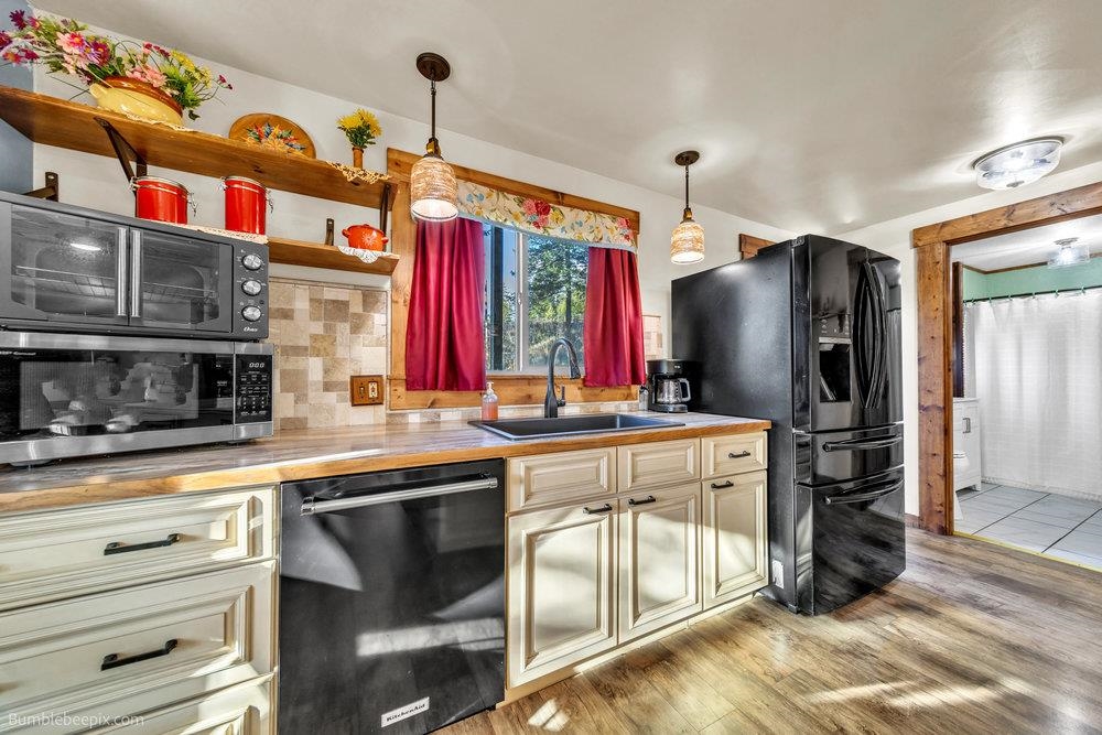 2353 C Addy-Gifford Road Addy, WA 99101 - Photo 12 of 50