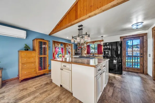 $475,000 | 2353 C Addy-Gifford Road, Addy, WA 99101