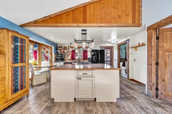 $475,000 | 2353 C Addy-Gifford Road, Addy, WA 99101