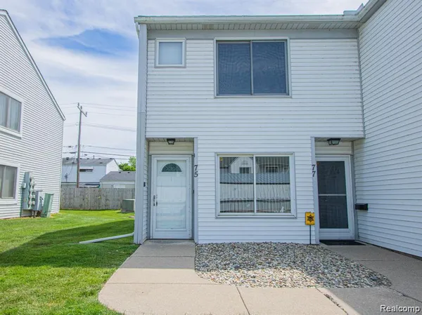 $134,900 | 75 Rosebud Lane, Mount Clemens, MI 48043