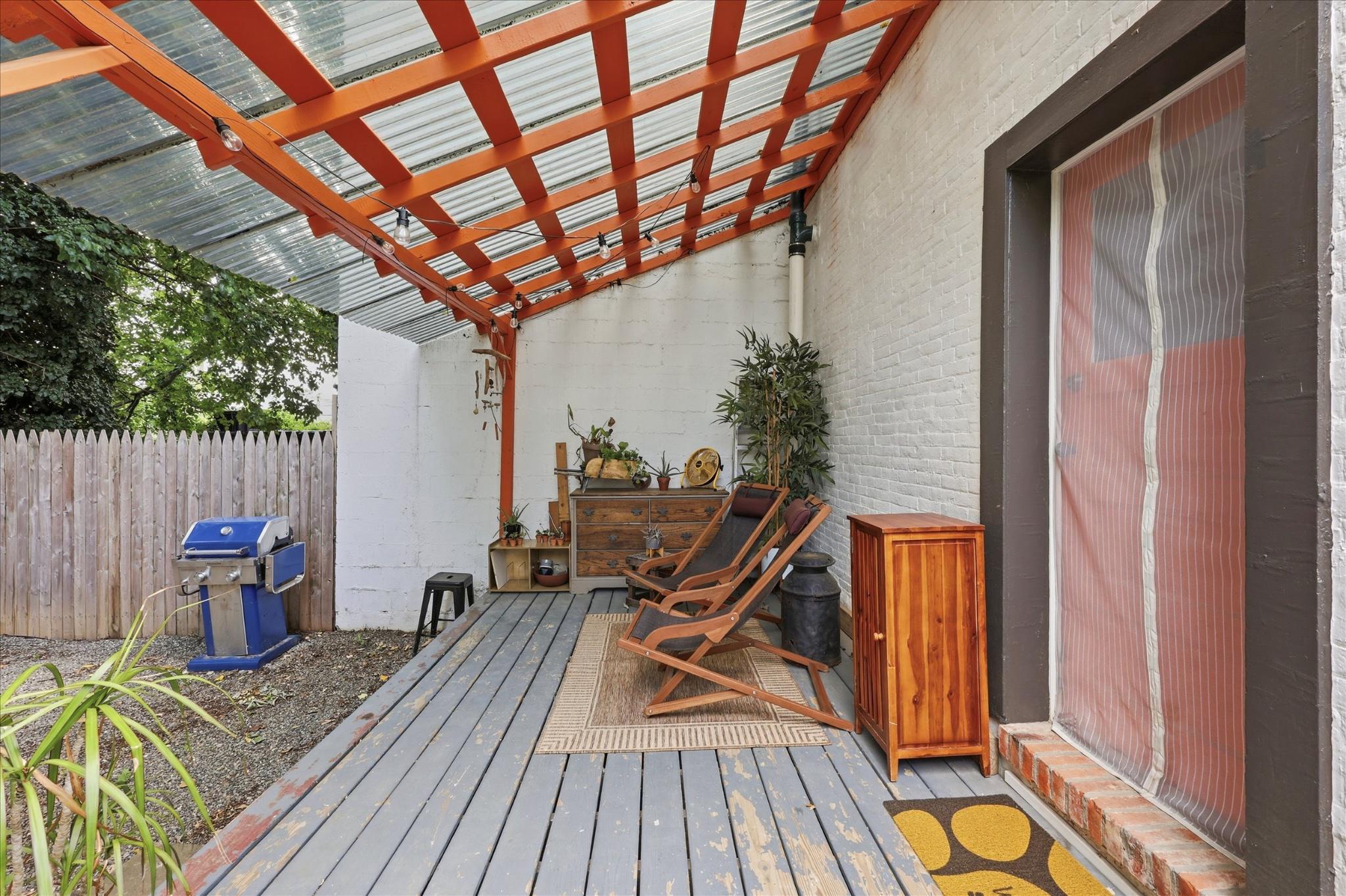 6649 Crowson Street Philadelphia, PA 19119 - Photo 22 of 23 Back Porch