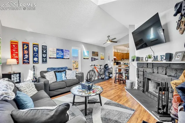 $200,000 | 6272 Village Lane, Colorado Springs, CO 80918