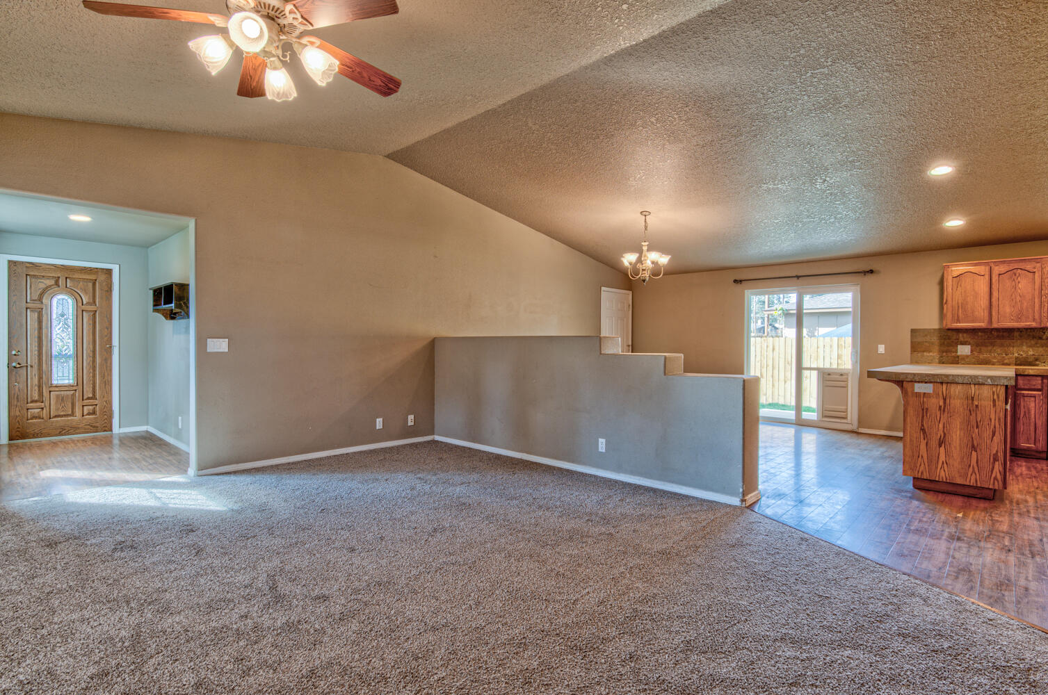 61104 Parrell Road Bend, OR 97702 - Photo 9 of 33 61104 SE Parrell Rd., Bend, OR - 21