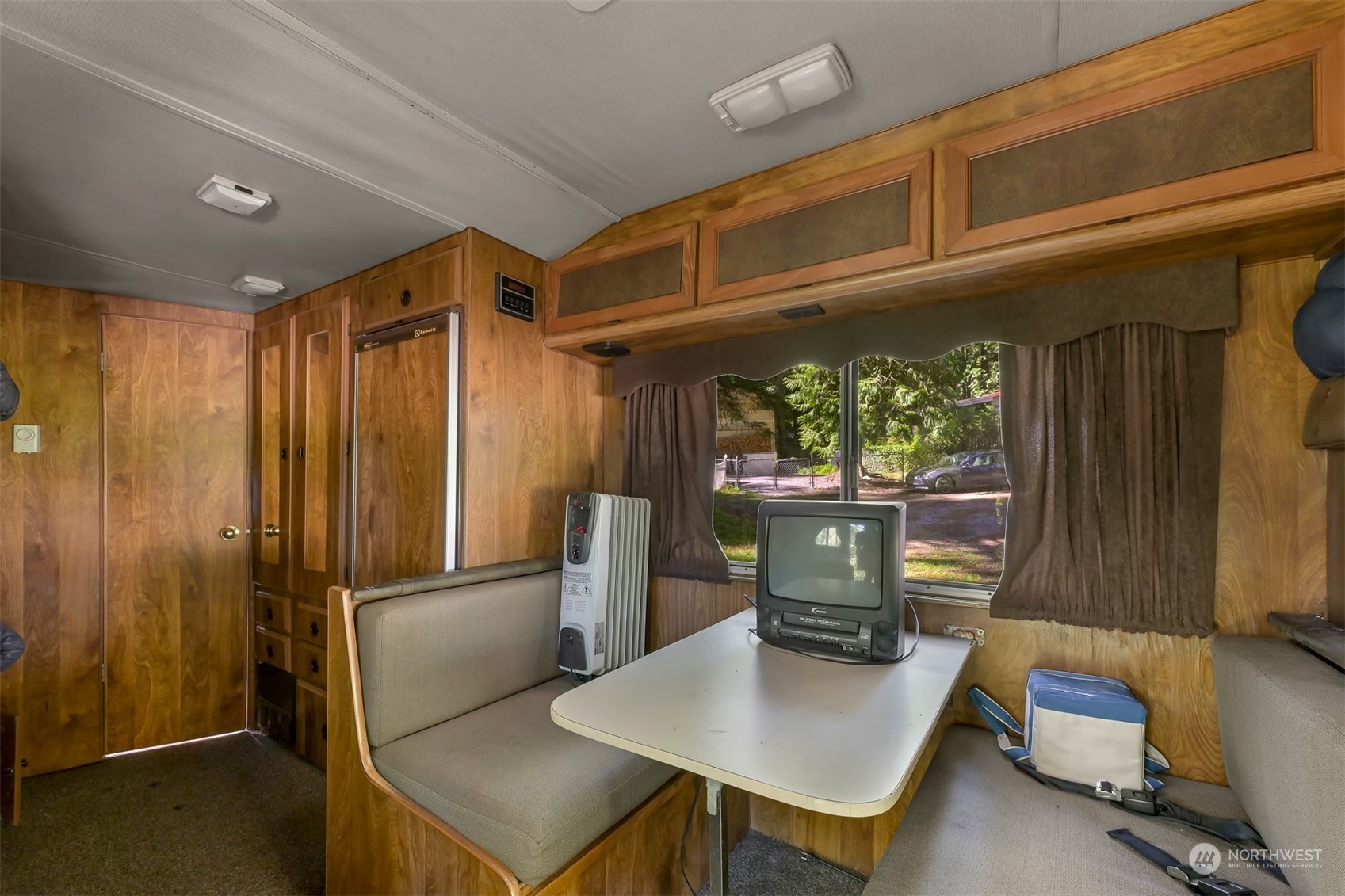 2056 Exit Road Maple Falls, WA 98266 - Photo 18 of 40 Gallery Image 18