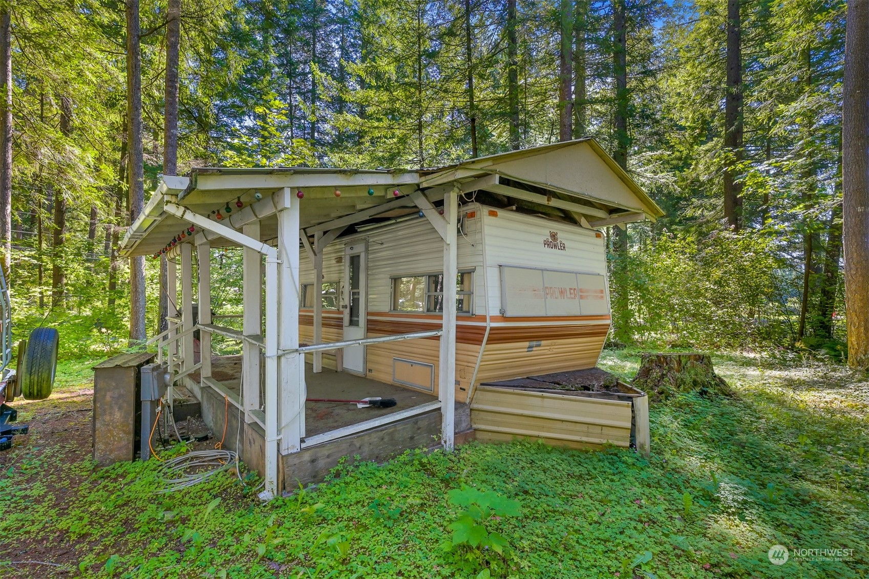 2056 Exit Road Maple Falls, WA 98266 - Photo 8 of 40 Gallery Image 8