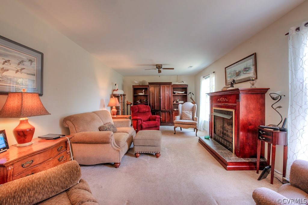 616 Riverside Drive Lanexa, VA 23089 - Photo 9 of 43 Gallery Image 9