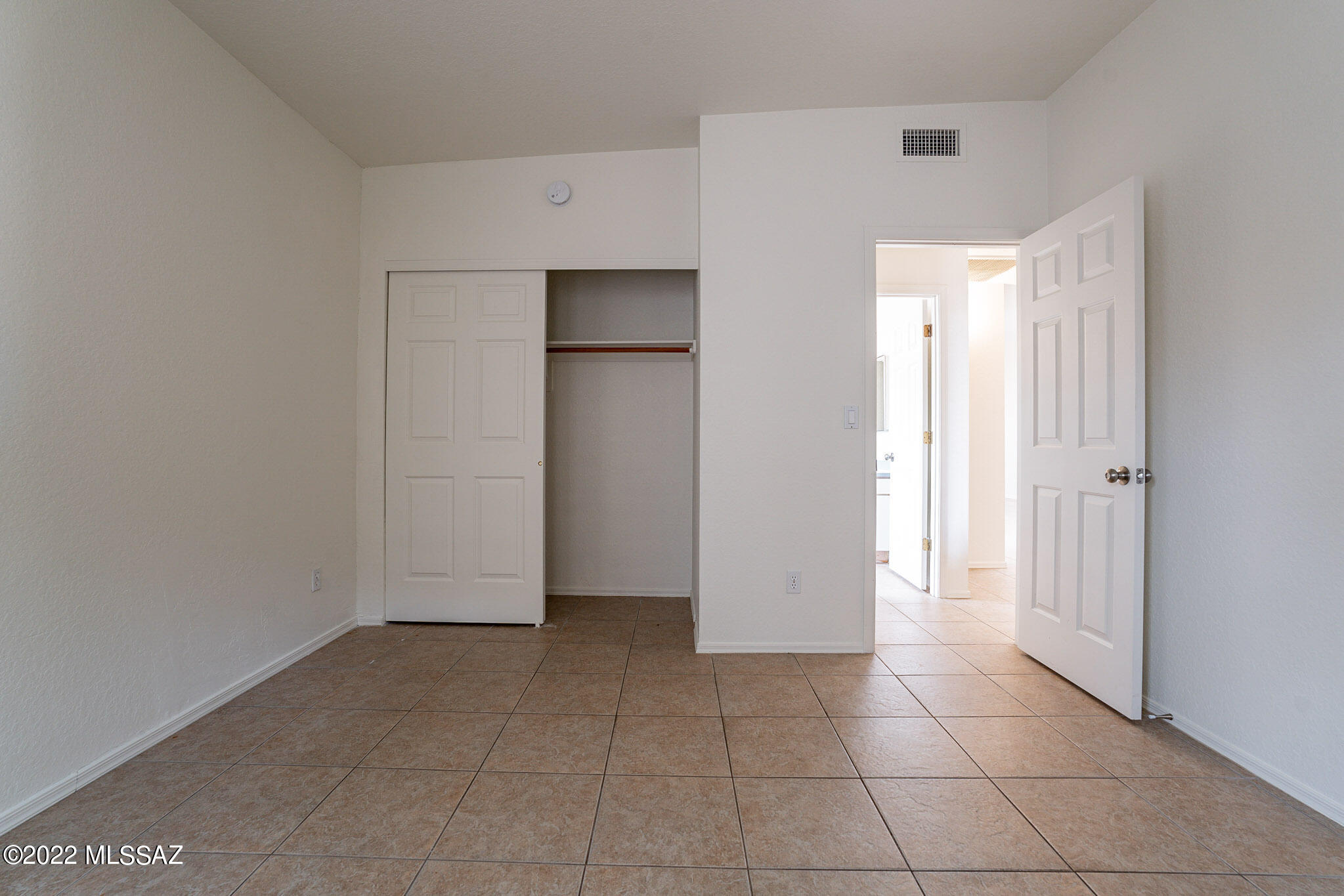 4937 North Valle Road Tucson, AZ 85750 - Photo 27 of 33