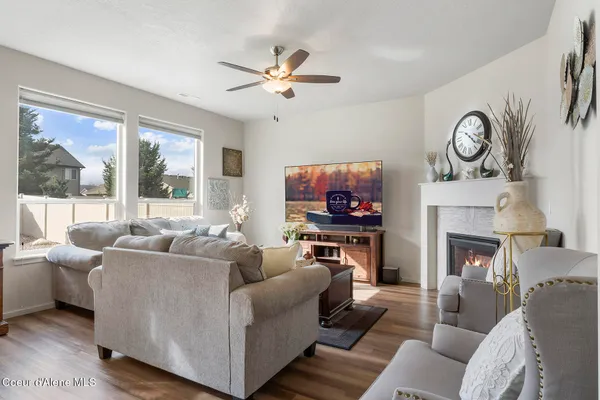 $675,000 | 984 East Allenby Court, Post Falls, ID 83854