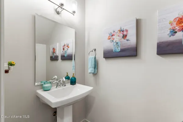 $675,000 | 984 East Allenby Court, Post Falls, ID 83854