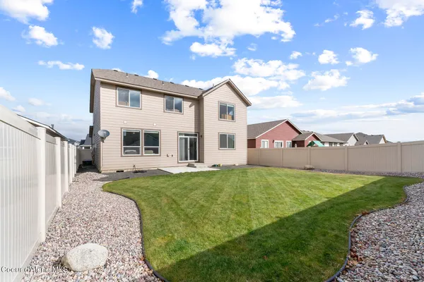 $675,000 | 984 East Allenby Court, Post Falls, ID 83854