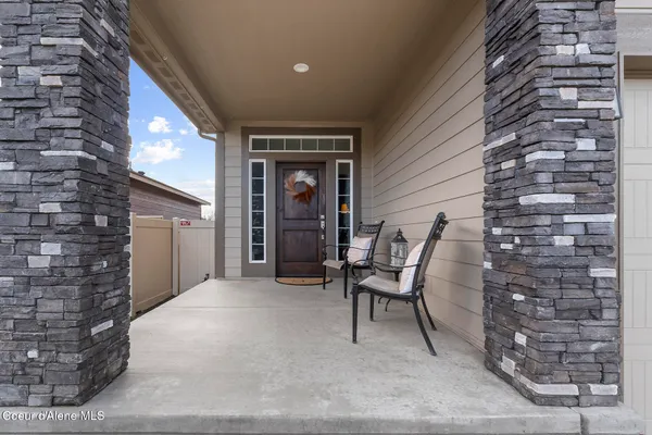 $675,000 | 984 East Allenby Court, Post Falls, ID 83854